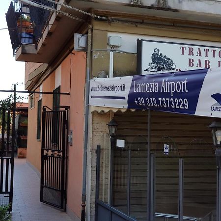 B&B Lamezia Airport Ламеция-Терме Экстерьер фото