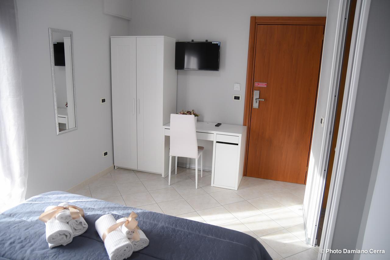 B&B Lamezia Airport Ламеция-Терме Экстерьер фото
