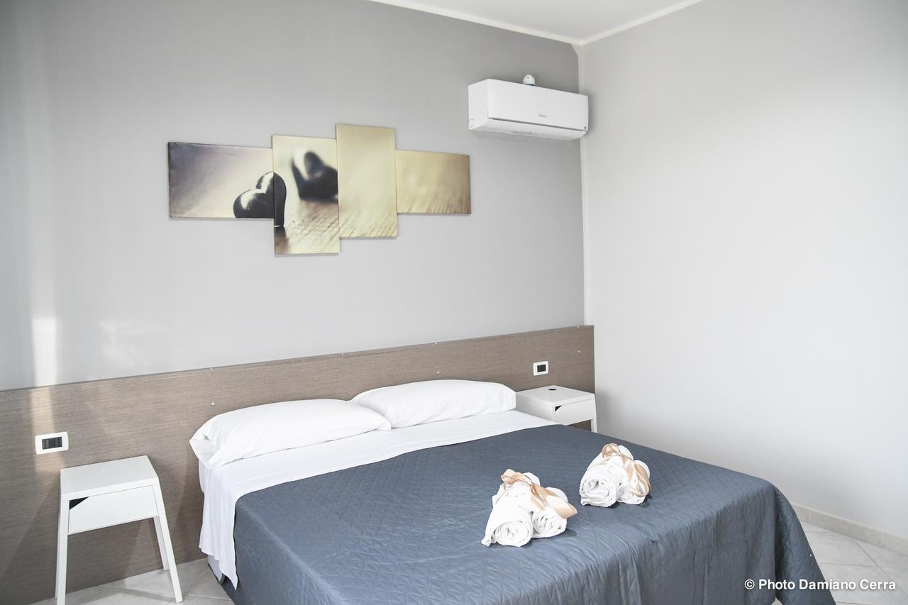 B&B Lamezia Airport Ламеция-Терме Экстерьер фото