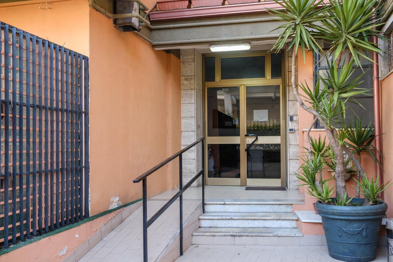 B&B Lamezia Airport Ламеция-Терме Экстерьер фото