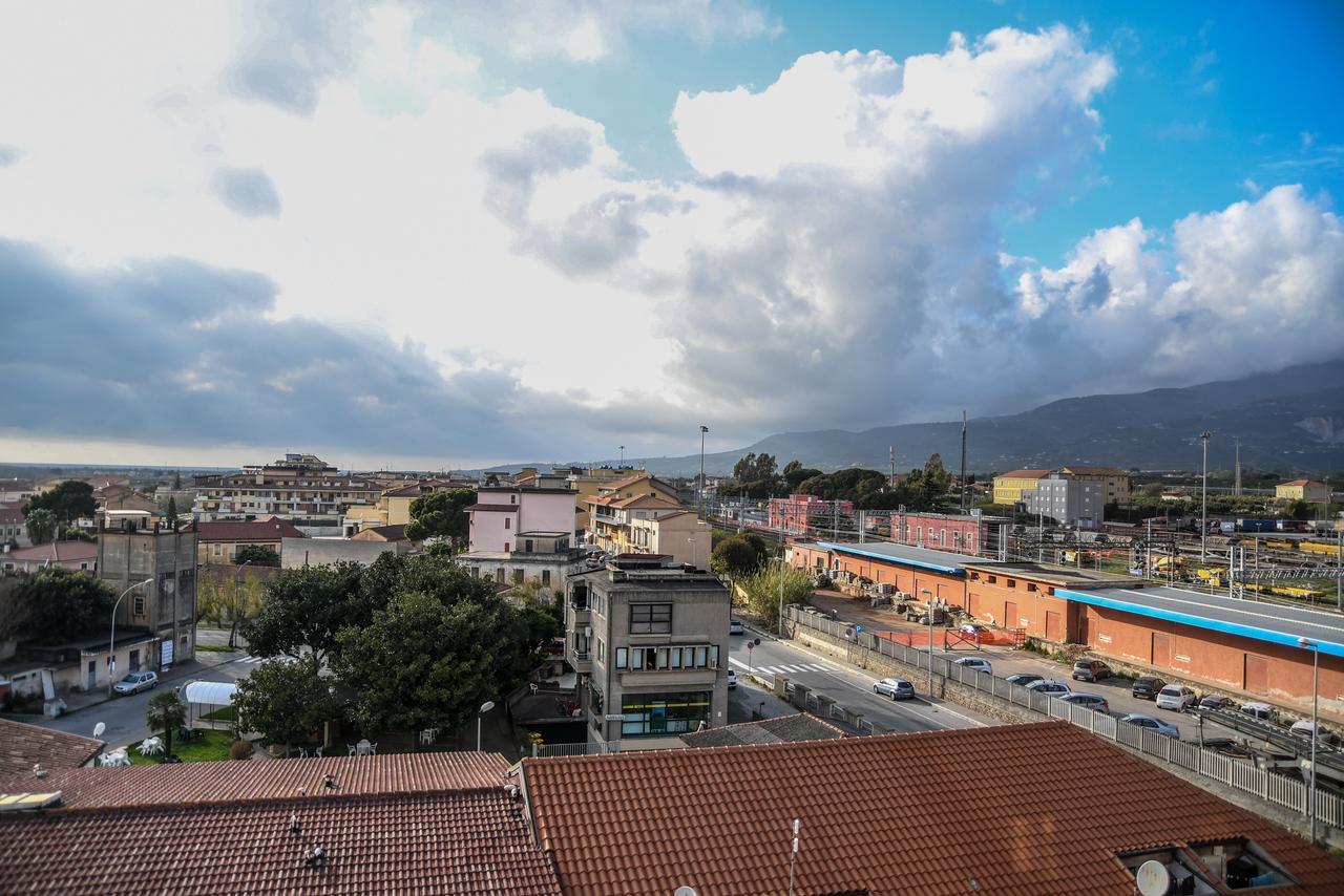 B&B Lamezia Airport Ламеция-Терме Экстерьер фото