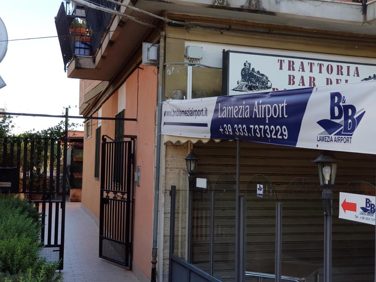 B&B Lamezia Airport Ламеция-Терме Экстерьер фото